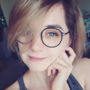 Meet your Posher, Rini